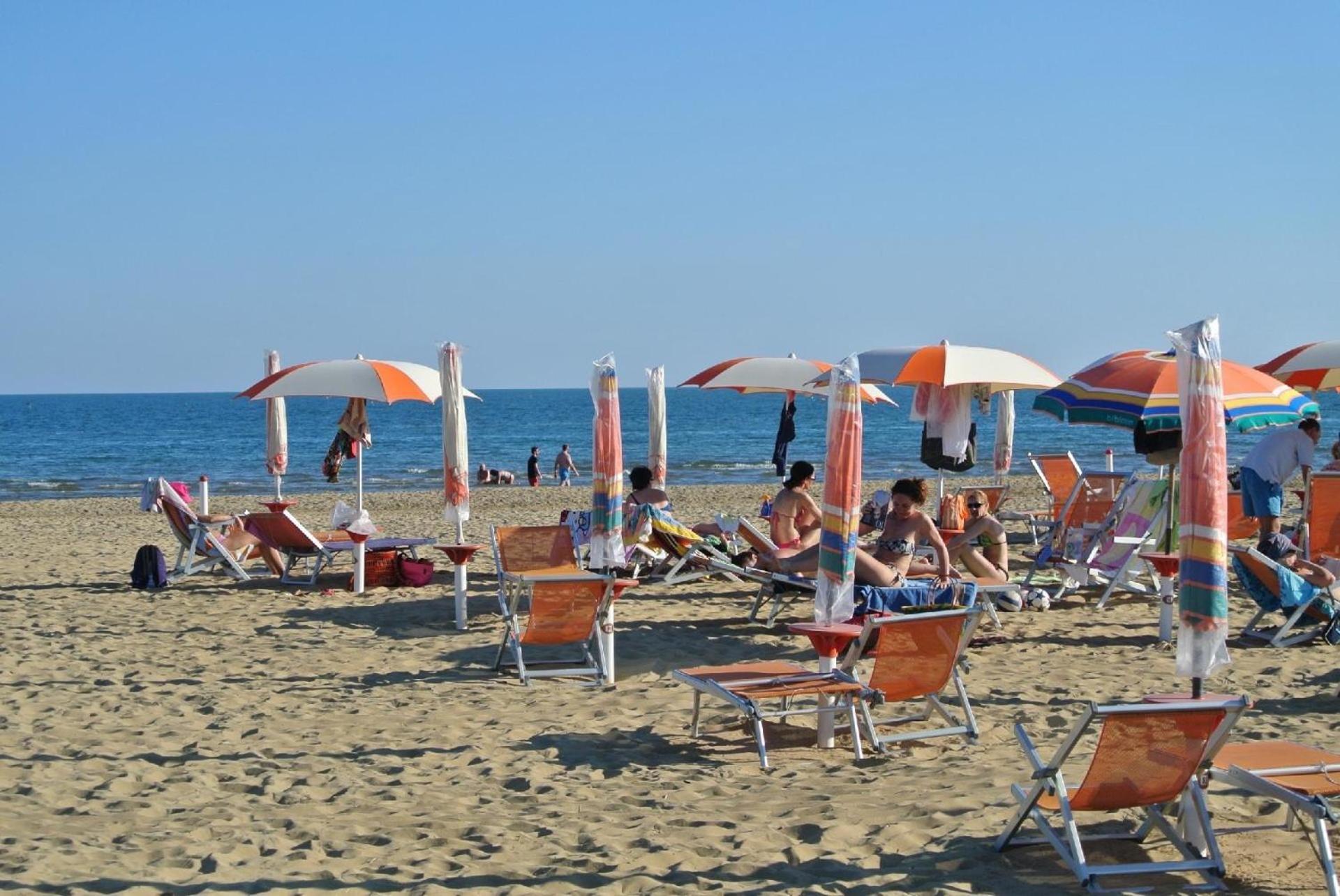 Ferienwohnung Fuer 8 Personen Ca 90 Qm In Bibione, Adriakueste Italien Bibione Und Umgebung Exterior photo